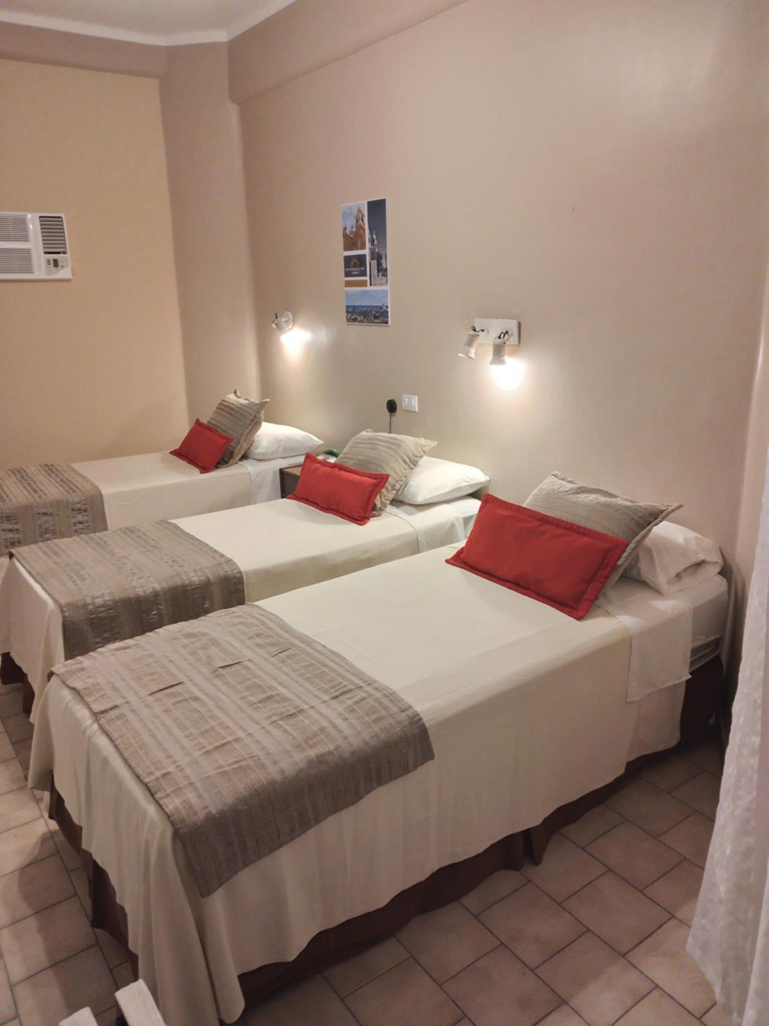 Camino Real Hotel Cordoba Bagian luar foto