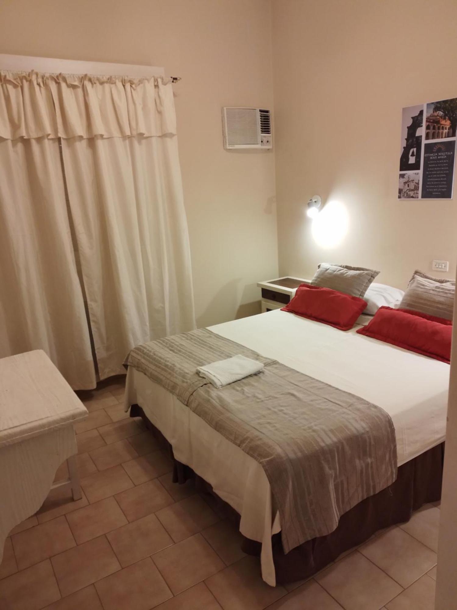 Camino Real Hotel Cordoba Bagian luar foto