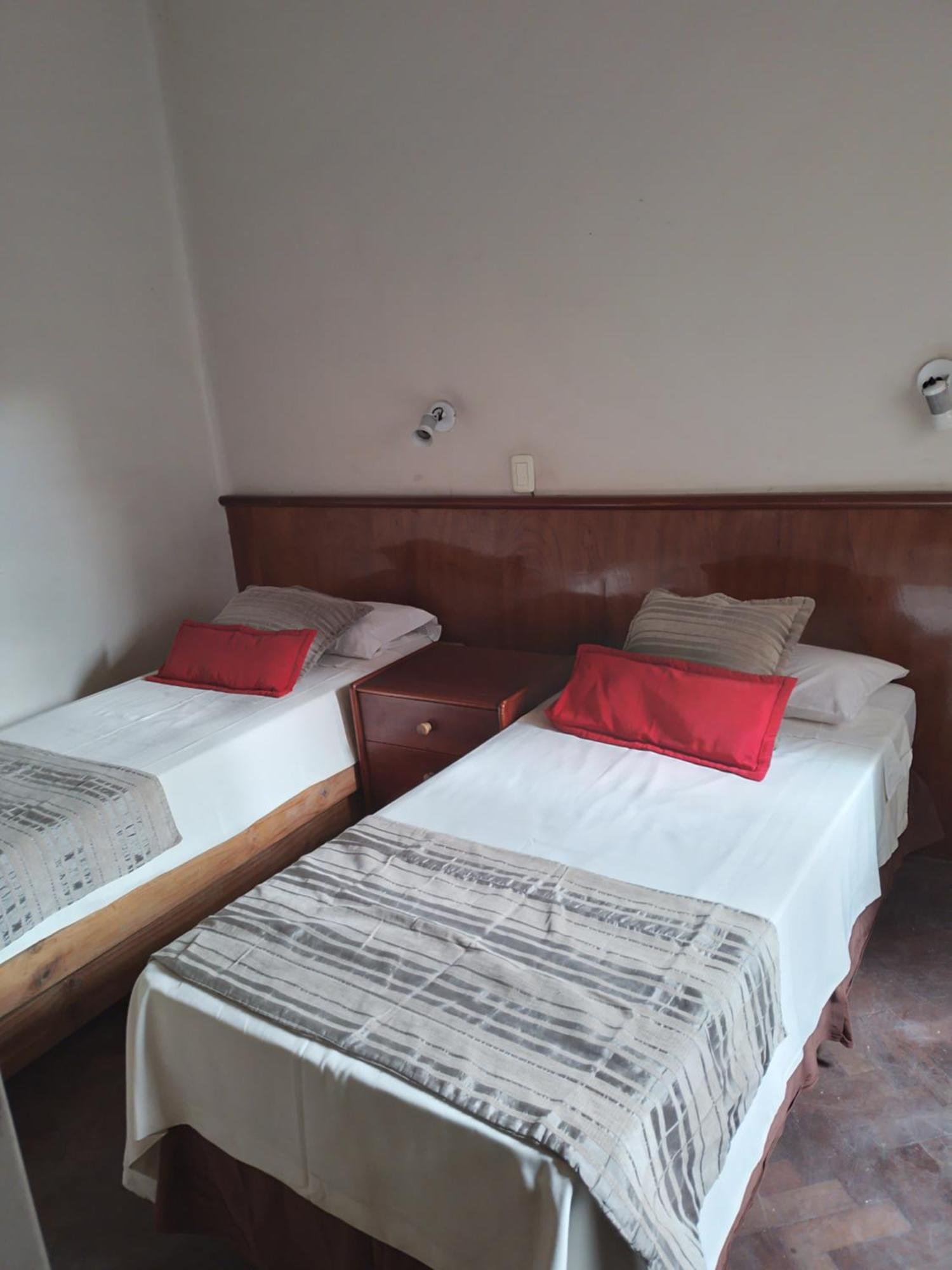 Camino Real Hotel Cordoba Bagian luar foto