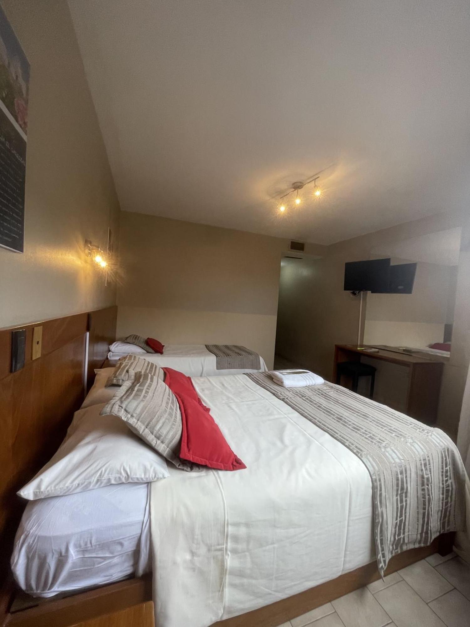 Camino Real Hotel Cordoba Bagian luar foto