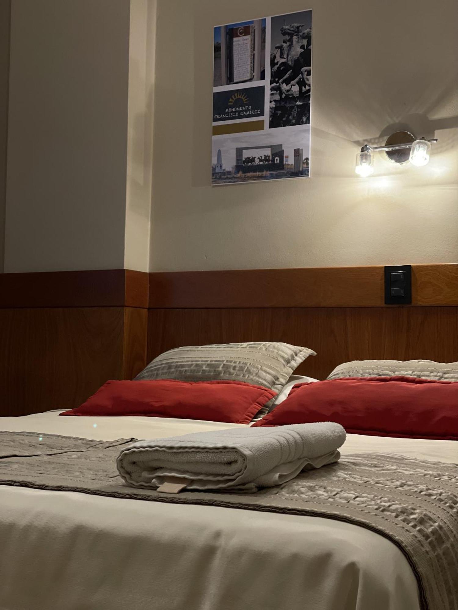 Camino Real Hotel Cordoba Bagian luar foto